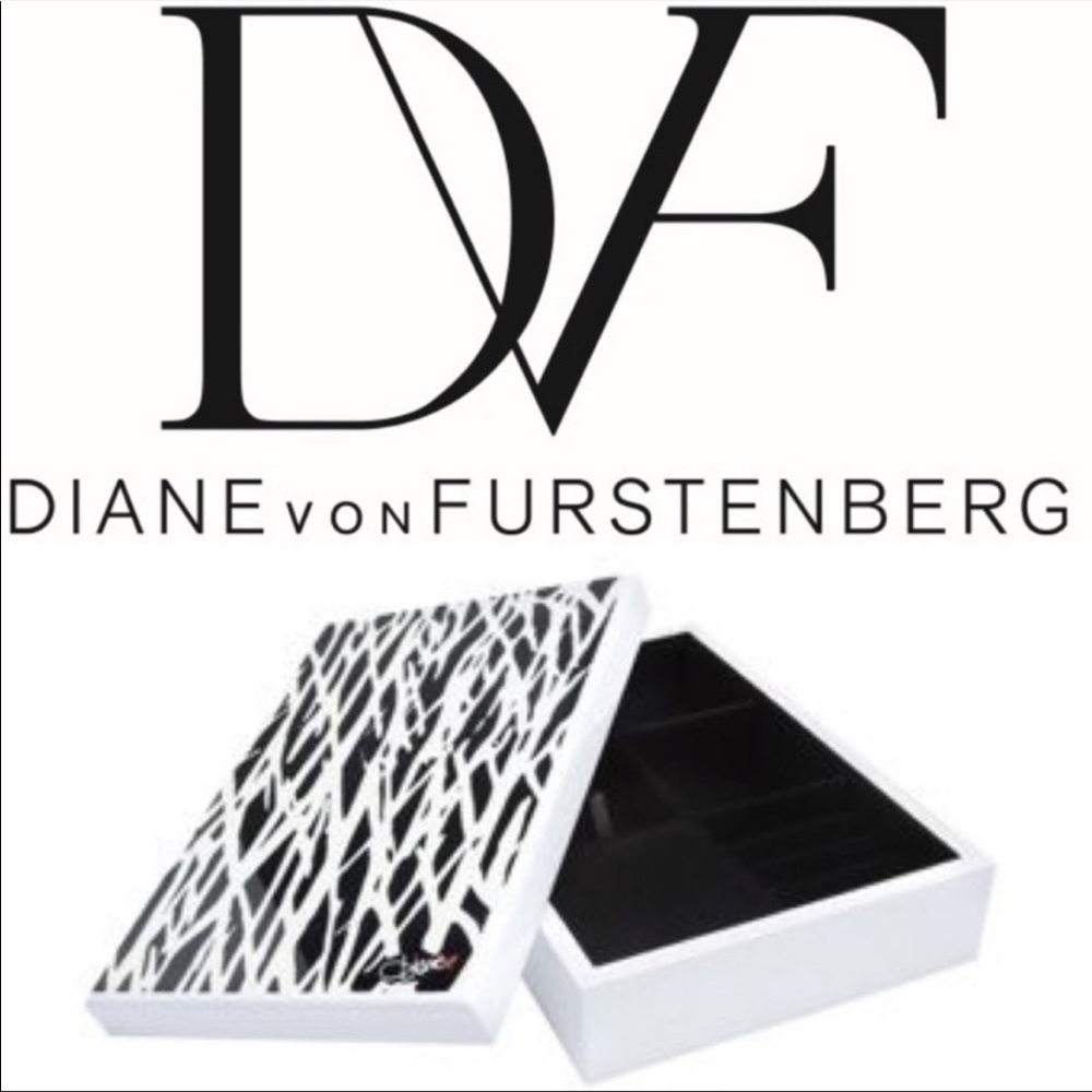 Diane Von Furstenberg Jewelry Box‎